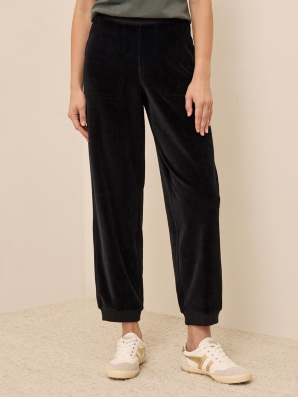 Pact 100% Organic Cotton Pure Velour Relaxed Sweatpant Black XS